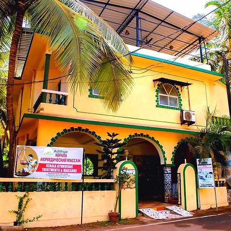 Monte Villa Guest House Candolim Esterno foto