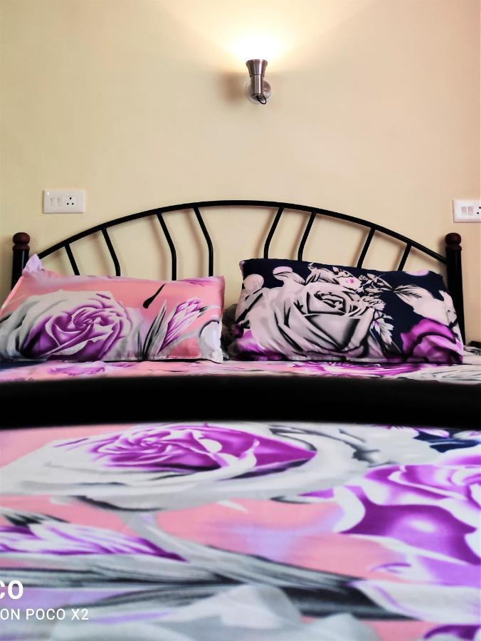 Monte Villa Guest House Candolim Esterno foto