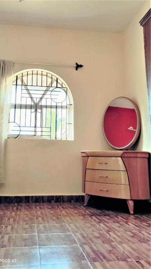 Monte Villa Guest House Candolim Esterno foto