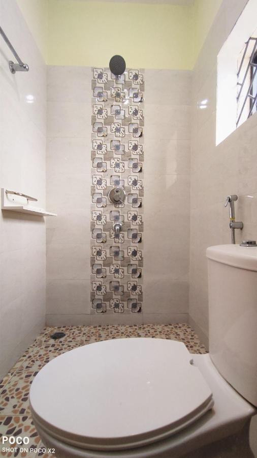 Monte Villa Guest House Candolim Esterno foto