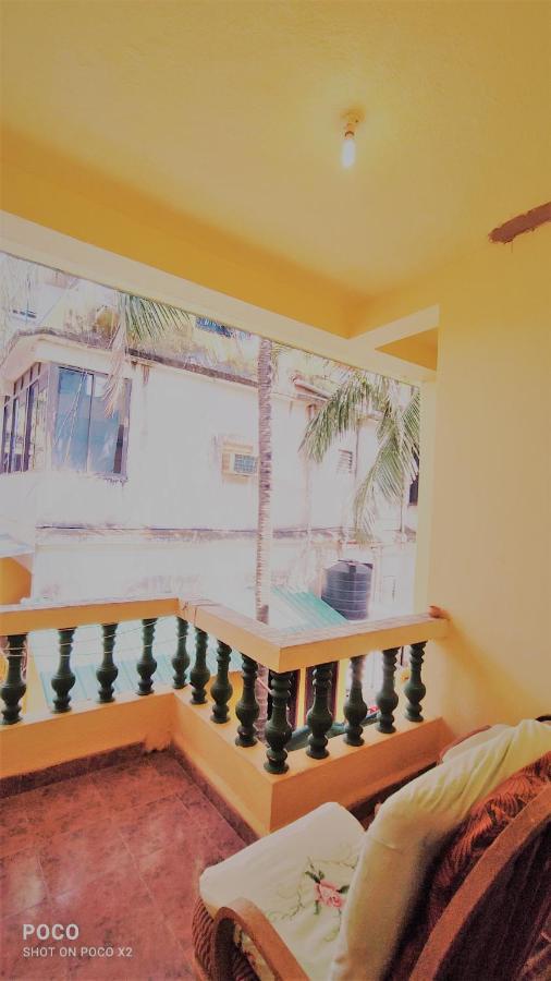 Monte Villa Guest House Candolim Esterno foto