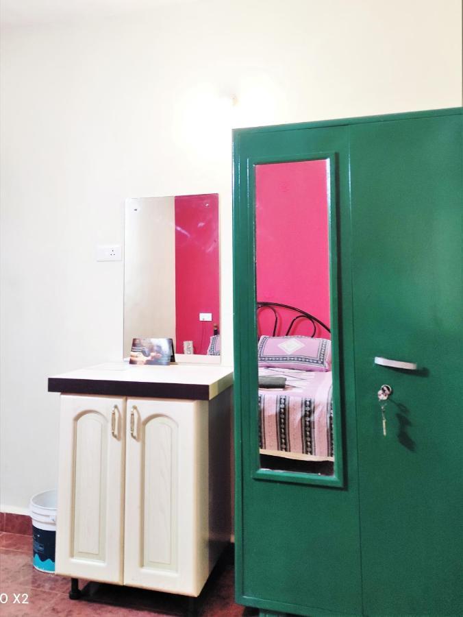 Monte Villa Guest House Candolim Esterno foto