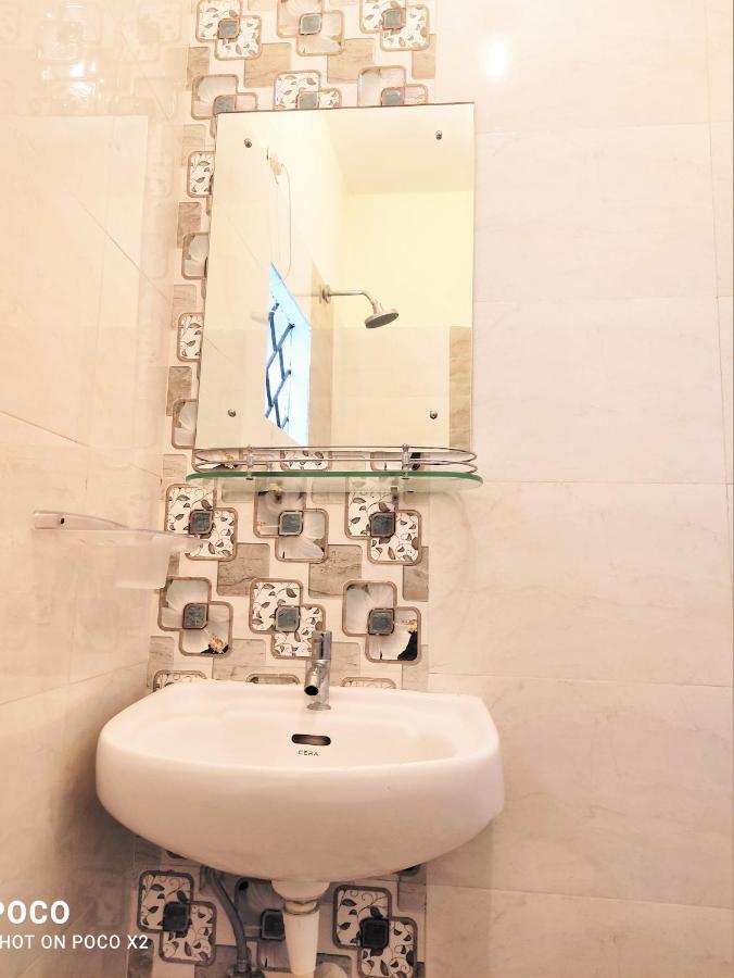 Monte Villa Guest House Candolim Esterno foto