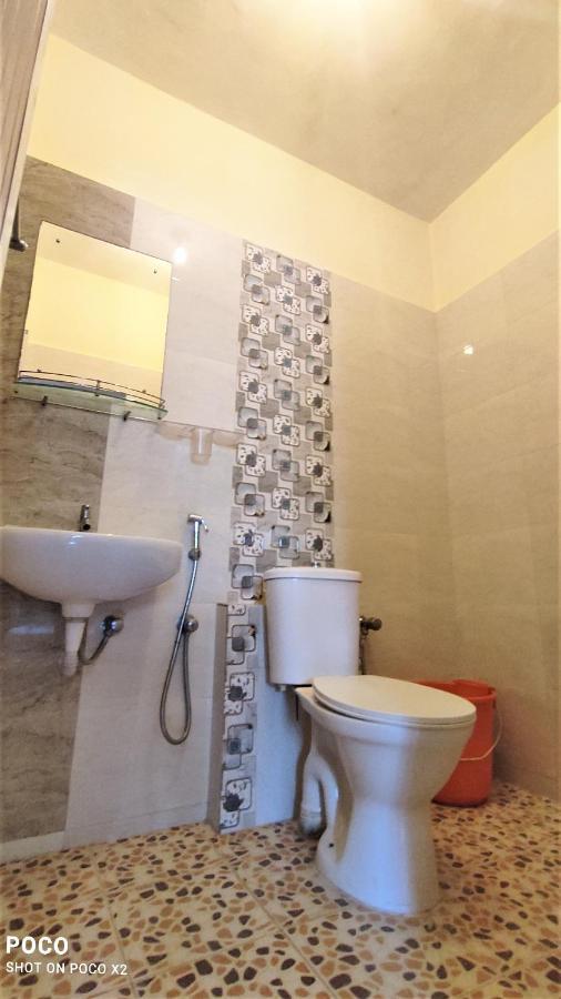 Monte Villa Guest House Candolim Esterno foto