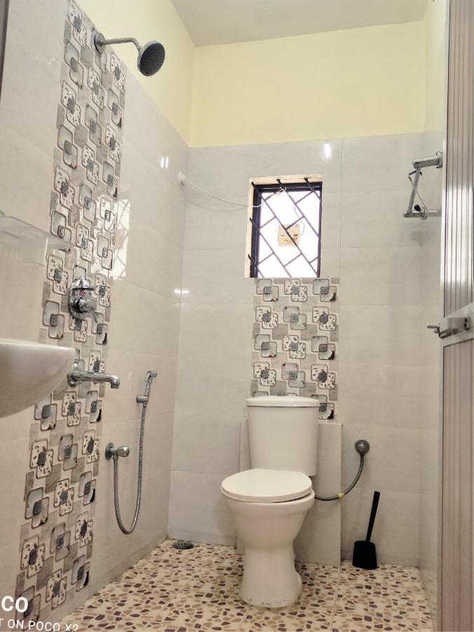 Monte Villa Guest House Candolim Esterno foto